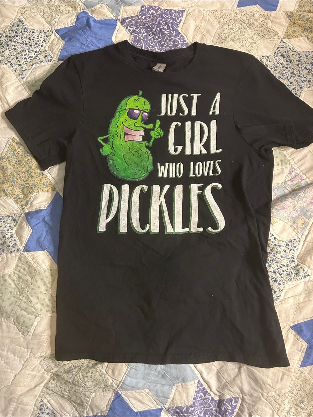 Gildan Black Tee with Green Graphic Print (just a girl who loves pickles)